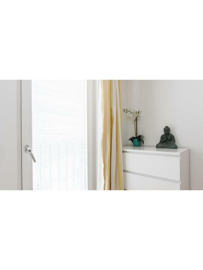 The Most Central Apartment In Cardiff Exterior foto